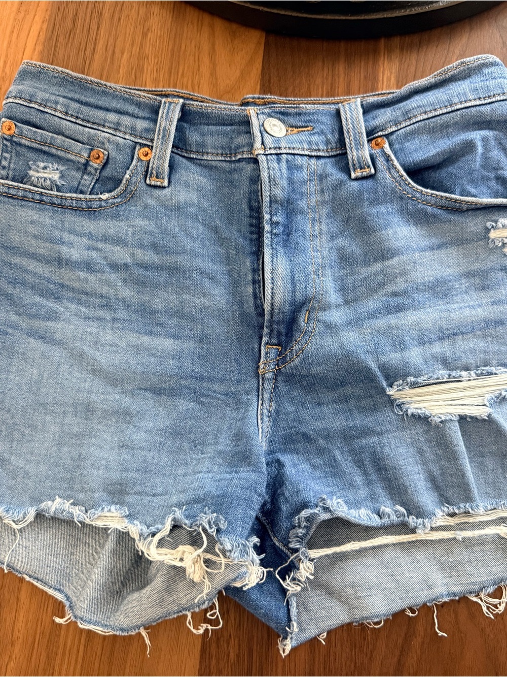 Classic Distressed High-Rise Denim Shorts - Light Blue - Levi